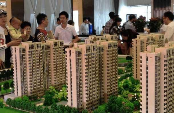 房价上涨, 成交量大跌! 楼市泡沫崩盘已迫在眉睫?