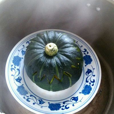 南瓜枸杞红枣糯米盅