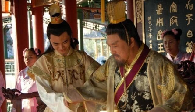 宰相称家中井里都是酒,朱元璋去看,走半路:不对,杀其全家! 白金会娱乐