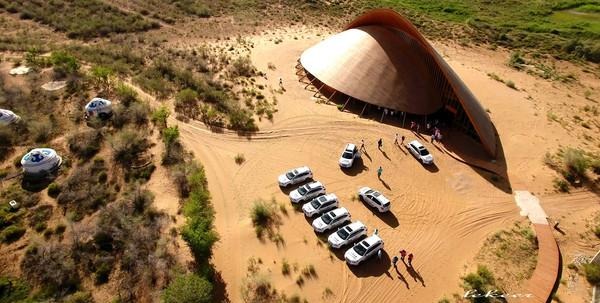 荒漠也不是荒漠了