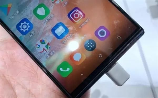 TCL全屏手机终于来了,堪比小米MIX2,设计太新