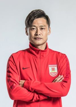 中国男子足球选手左脚踢球最厉害11人,邵佳一