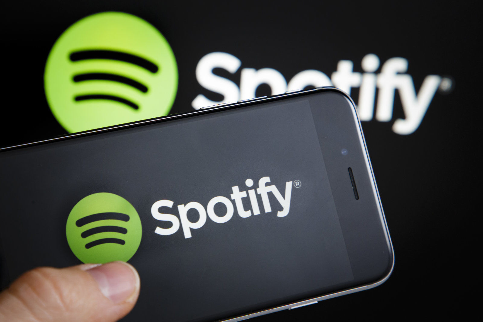 全球最大音乐流媒体 Spotify 要 IPO，但为什么要“私奔式”上市?