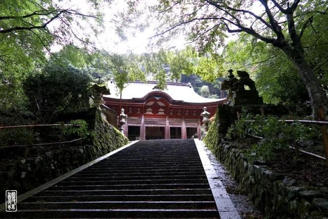 据说来这座神社拜一拜，老天就会送你一枚男\/女朋友？