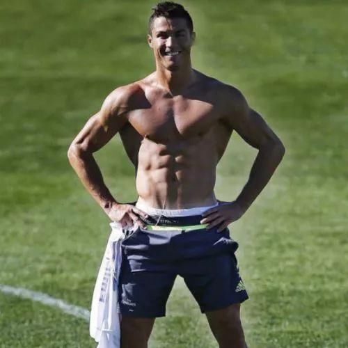 签约C罗，成为央视顶级合作伙伴! WEY在下一盘什么棋?_【快资讯】