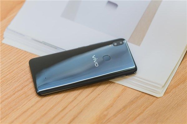 vivo Z1性能实测:流畅度逆天，把把吃鸡太给力