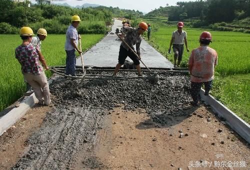 农村道路正遂步变成为“单行道”，你怎么看？