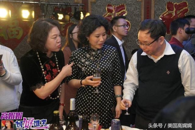 高娓娓:北京重庆企业商会迎春团拜会隆重举行