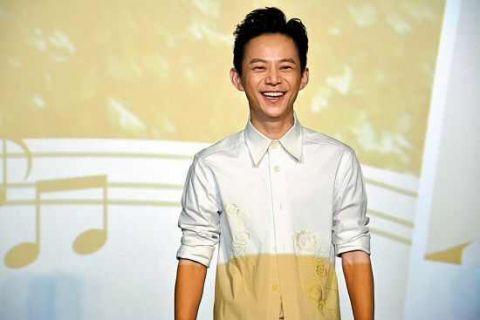 朱一龙是校草!李溪芮解约,资源竟都给了她!华晨