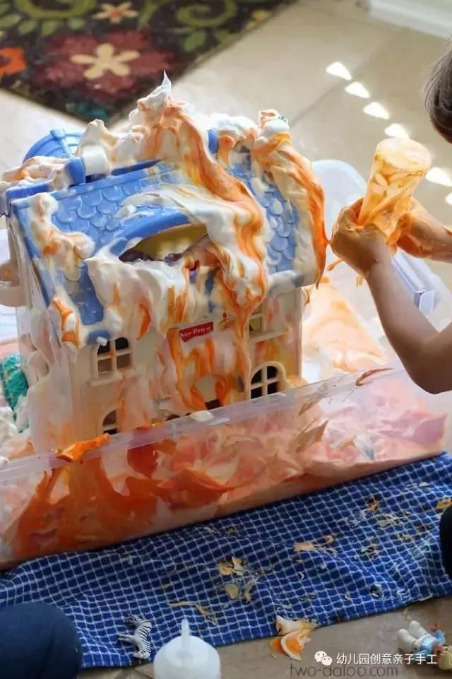 幼儿园美术剃须膏手工:防火感官趣味游戏,陪孩