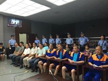 会计被抓!用虚开发票来规避个人所得税就是个