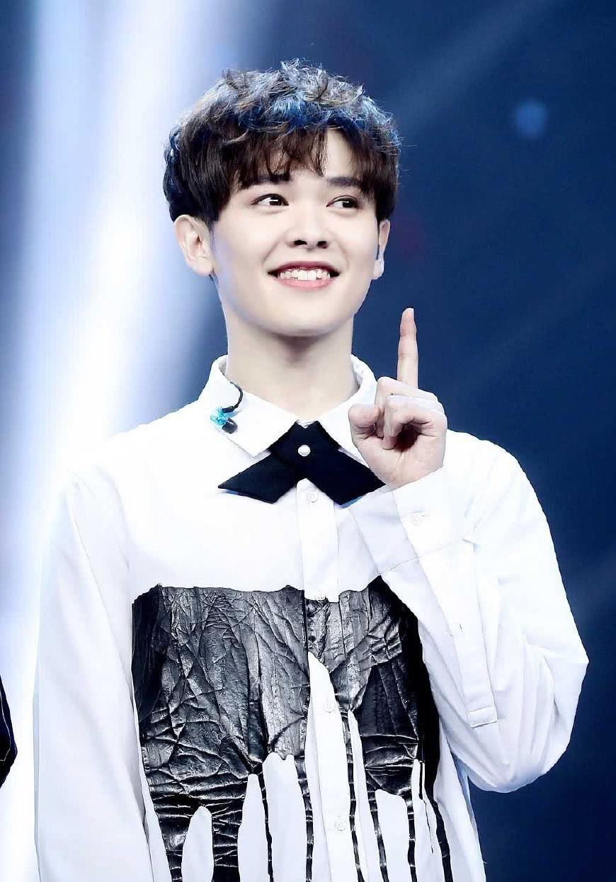 台湾的陈立农,台湾的林彦俊,台湾的尤长靖,网友