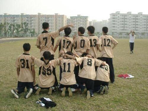 新郎从小丧父,结婚那天五个退伍军人来 闹 婚,才