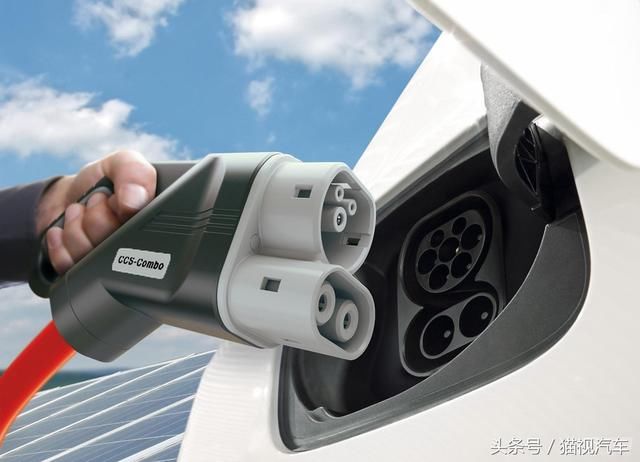 长安汽车2025停售燃油车,共享电动车挖滴滴墙