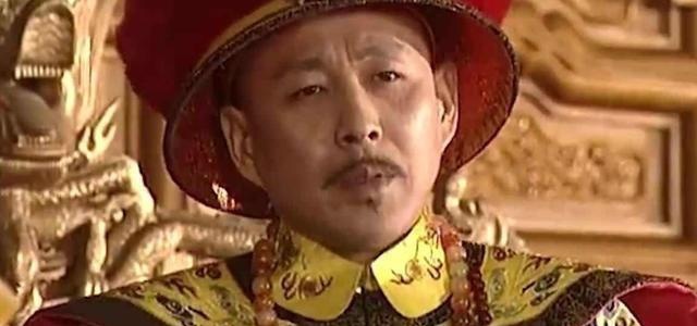 清朝最高的官是啥,铁帽子王?八旗首领?都