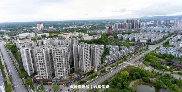 隆昌城市人口2021年_今年GDP超三万亿元的城市,除了 上海市 外还将新增 北京市