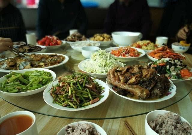 2018年夜饭，你更喜欢哪一家