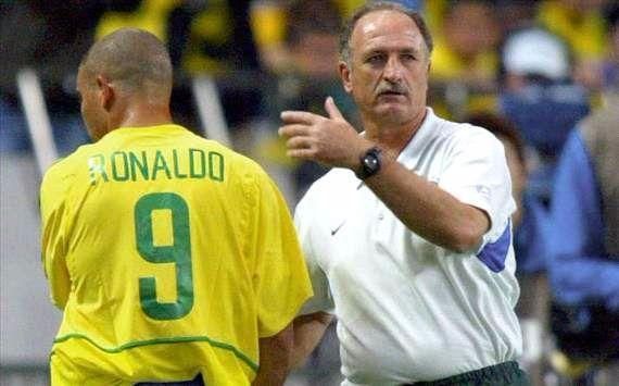 16年一轮回,能带巴西进世界杯四强的,只有那个