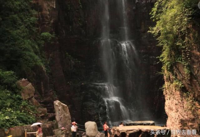 游客喊完，水流就会增加的瀑布，是不是十分神奇？它就是龙须瀑布