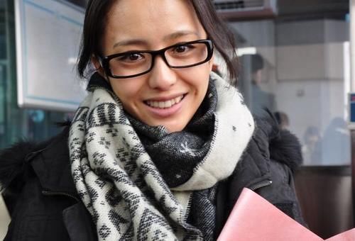 佟丽娅：我卸妆了，热巴：我也卸妆了，baby：你们聊