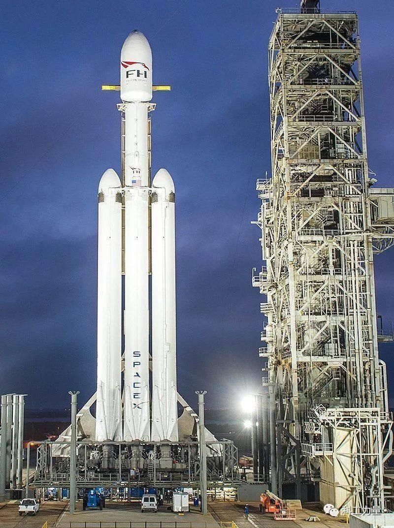 猎鹰9到底有多牛?一技术堪称世界第一，有效载荷仅次于土星5火箭