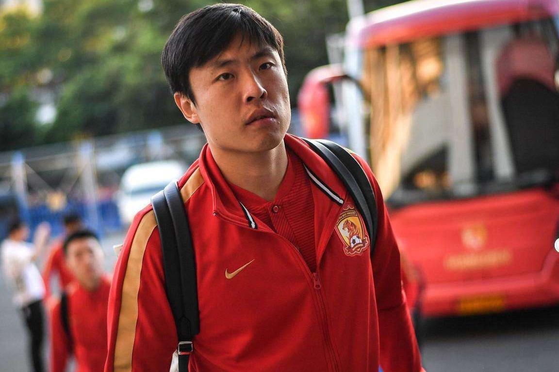 郑龙in,盖坦out,大连一方球员新动向,引援仍在进