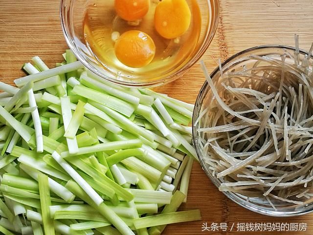 这道菜提供每天所需的营养素，成本才几块钱，春季养生要常吃