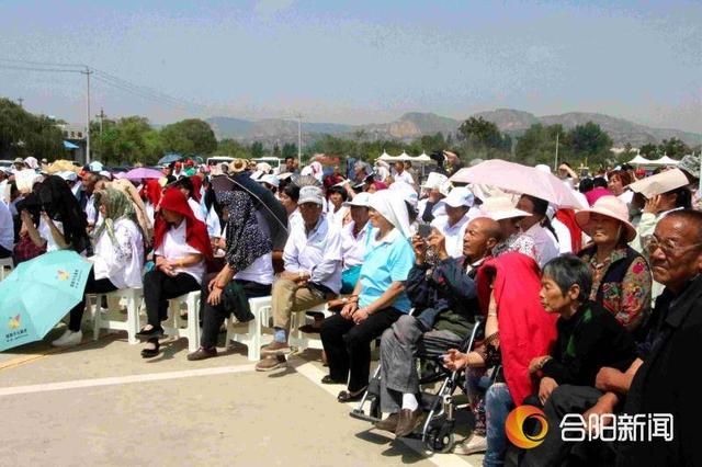 “秦声飞扬”大型惠民秦腔演唱会在合阳洽川拉开帷幕