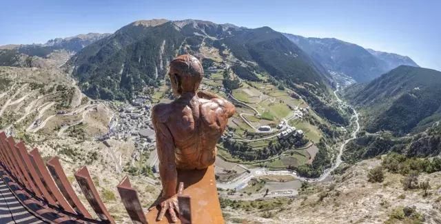 袖珍国安道尔，比利牛斯山中免税天堂！