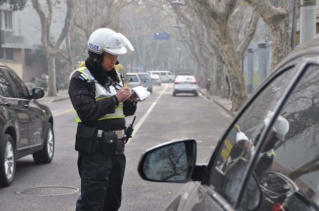 2018新交规出台,交警:重点整治违章停车!