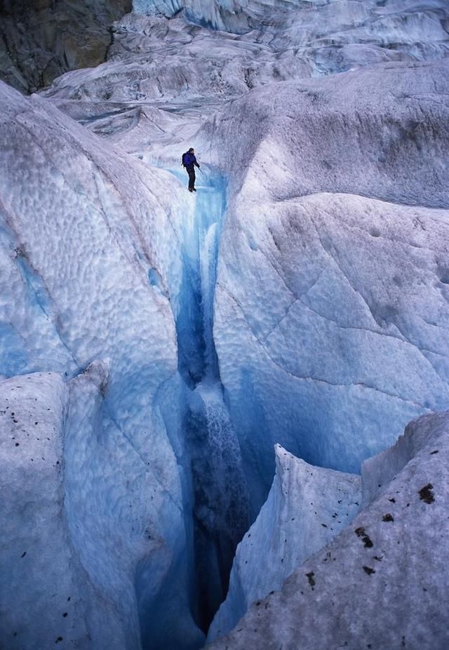全球最险的10个旅游景点,惊心动魄隔着屏幕都怕,最惊险的在中国