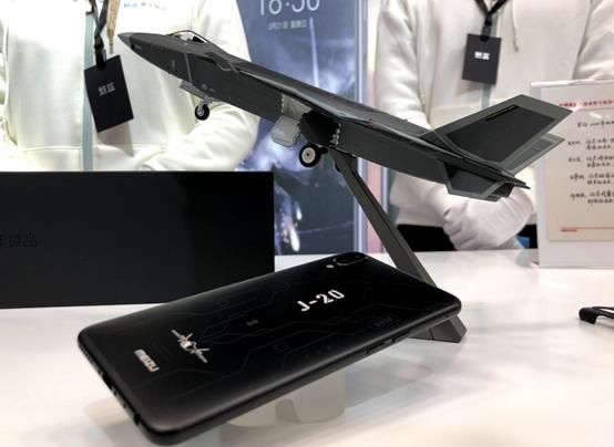 理财产品预订!魅蓝E3联手歼20引爆情怀