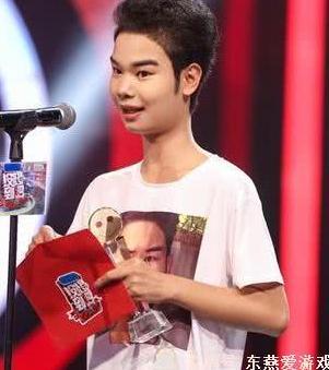 表情线嘉宾喜欢表演发际,现场颁奖男孩,网晚安的人化身表情图图片