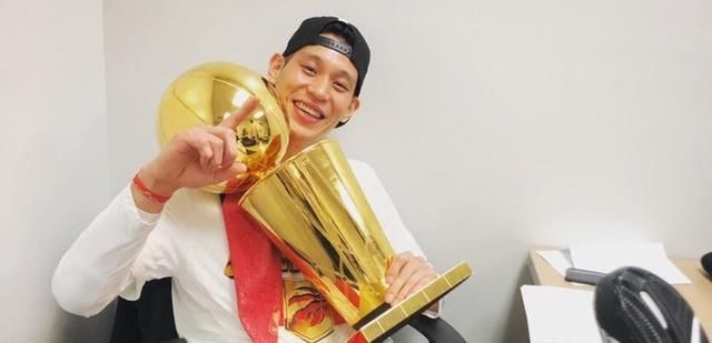 林书豪拿过NBA冠军戒指吗