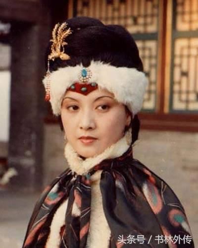 由王熙凤的判词,看她最终的命运是什么