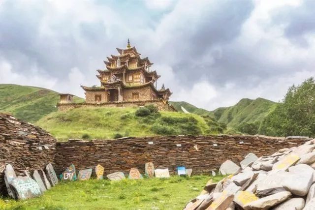 青海有个天神的处女地，左川西，右甘南，惊艳!