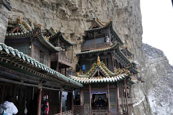 全球最险的10个旅游景点,惊心动魄隔着屏幕都怕,最惊险的在中国