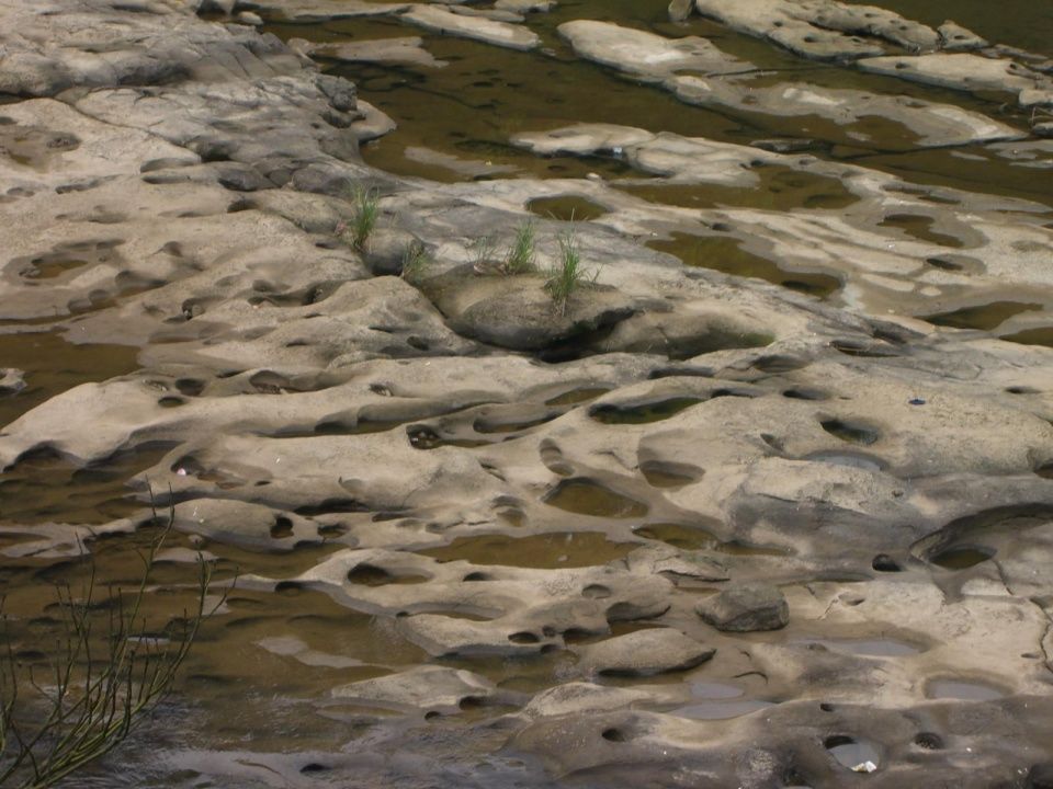 八百里“借水”将荒野变成湖泊，只用16年，中国再一次惊艳世界