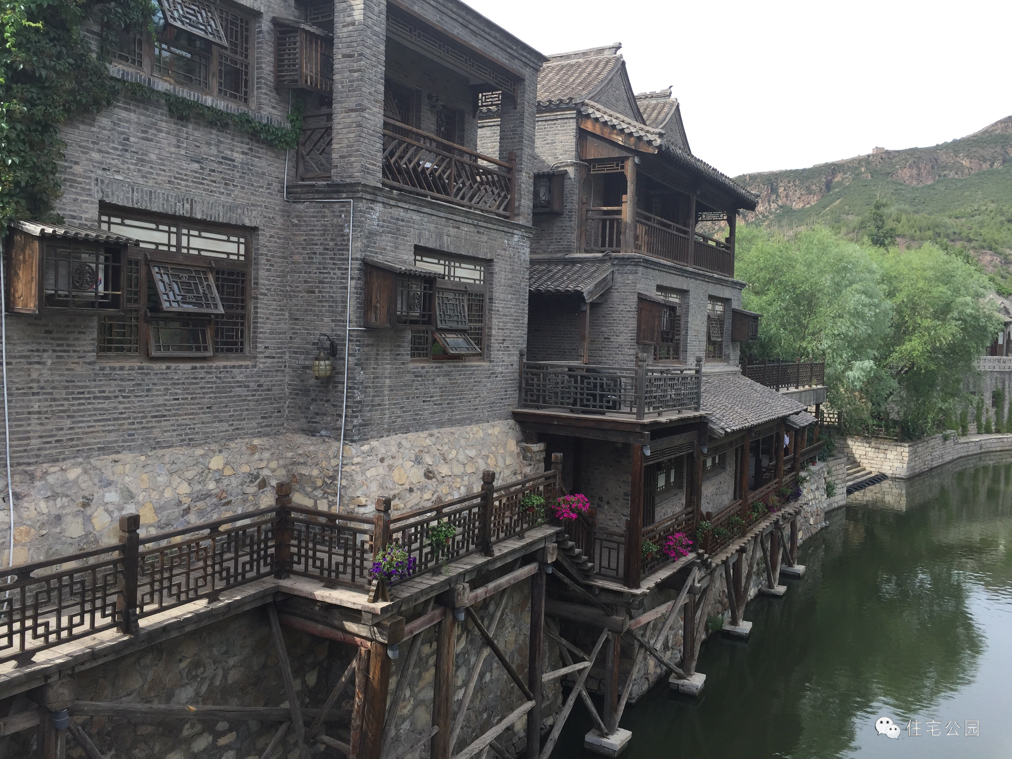 古镇与民宿的完美结合，密云脚下的古北水镇，才是我想要的生活