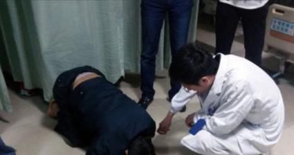 26岁孕妈生产时大出血,妻子坦白事实,老公气得大喊:造孽啊