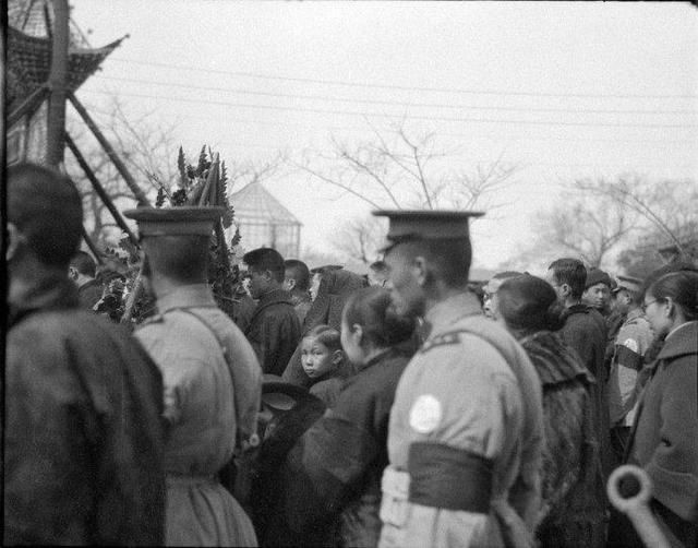 1929年孙中山移灵南京：北京城三十万人送行，南京城万人空巷迎接