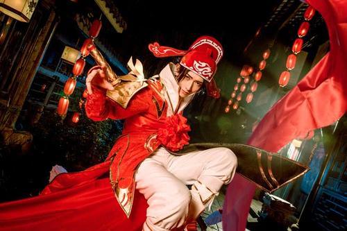 哥 小姐姐cos《王者荣耀》大圣娶亲新皮肤,网