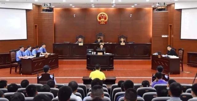 宿城区教育局原副局长徐伟被判五年九个月