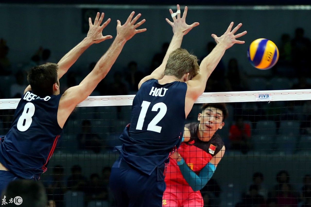 浙江宁波:2018世界男排联赛北仑站 中国0-3美