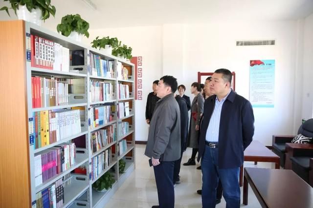 开鲁县检察院邀请劳动模范来院参加检察开放日