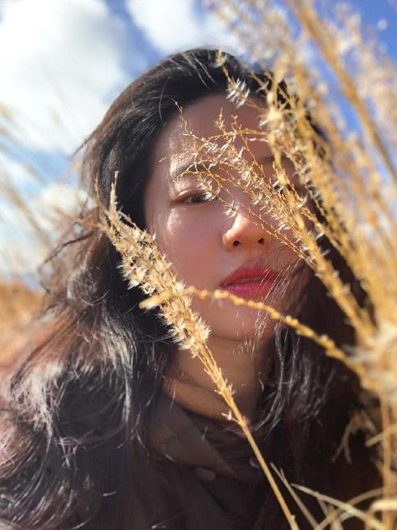 刘亦菲罕见晒游客照, 高清无修图长肉的天仙颜