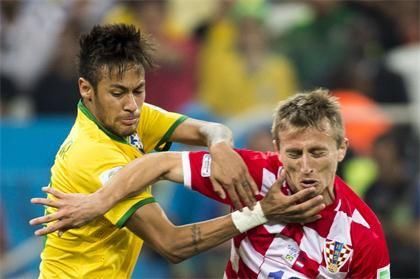 巴西热身赛不惧克罗地亚 西班牙谨防重蹈8年前