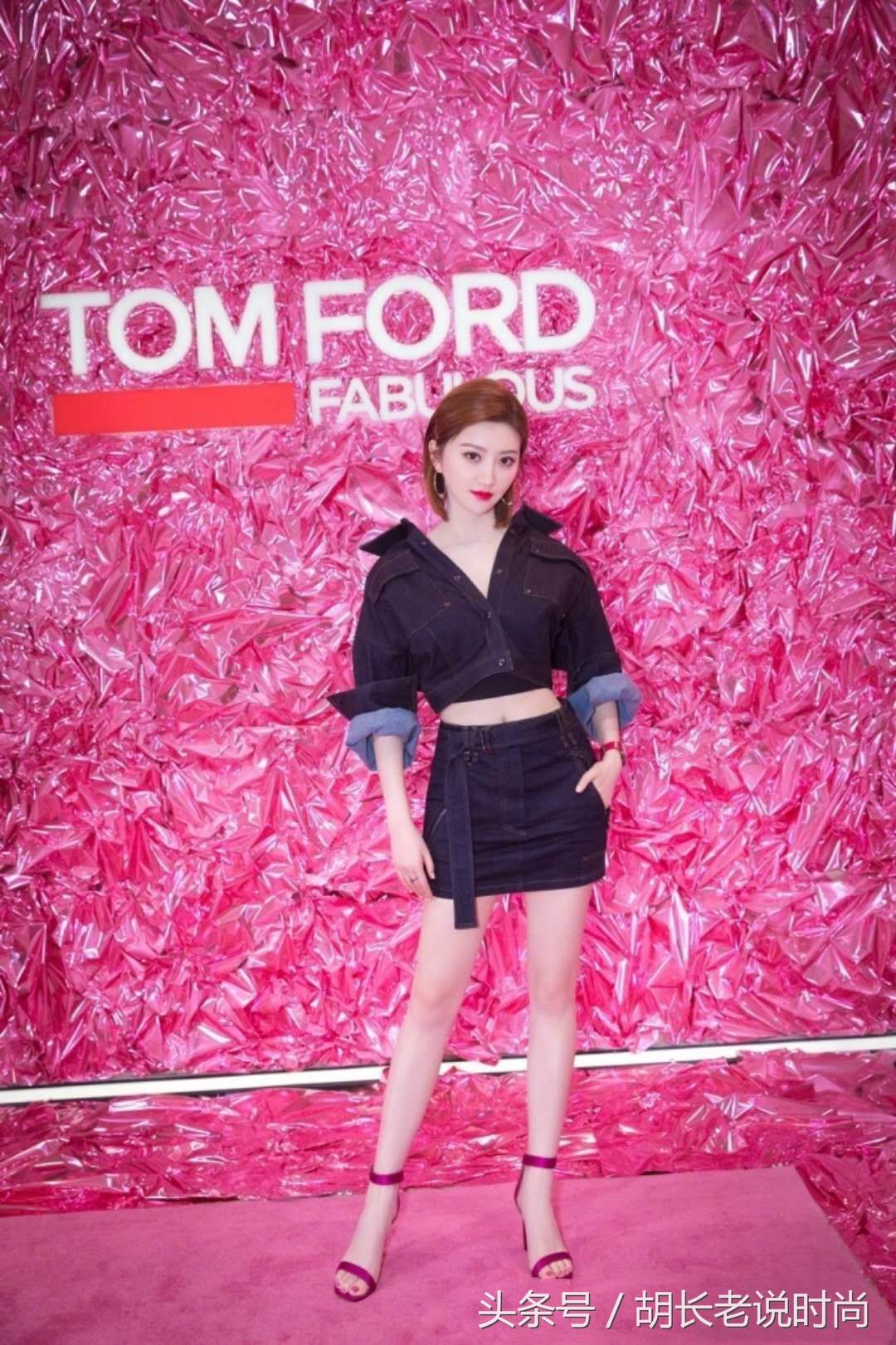 景甜拍摄 嘉人6月刊封面,强迫症看了表示这双