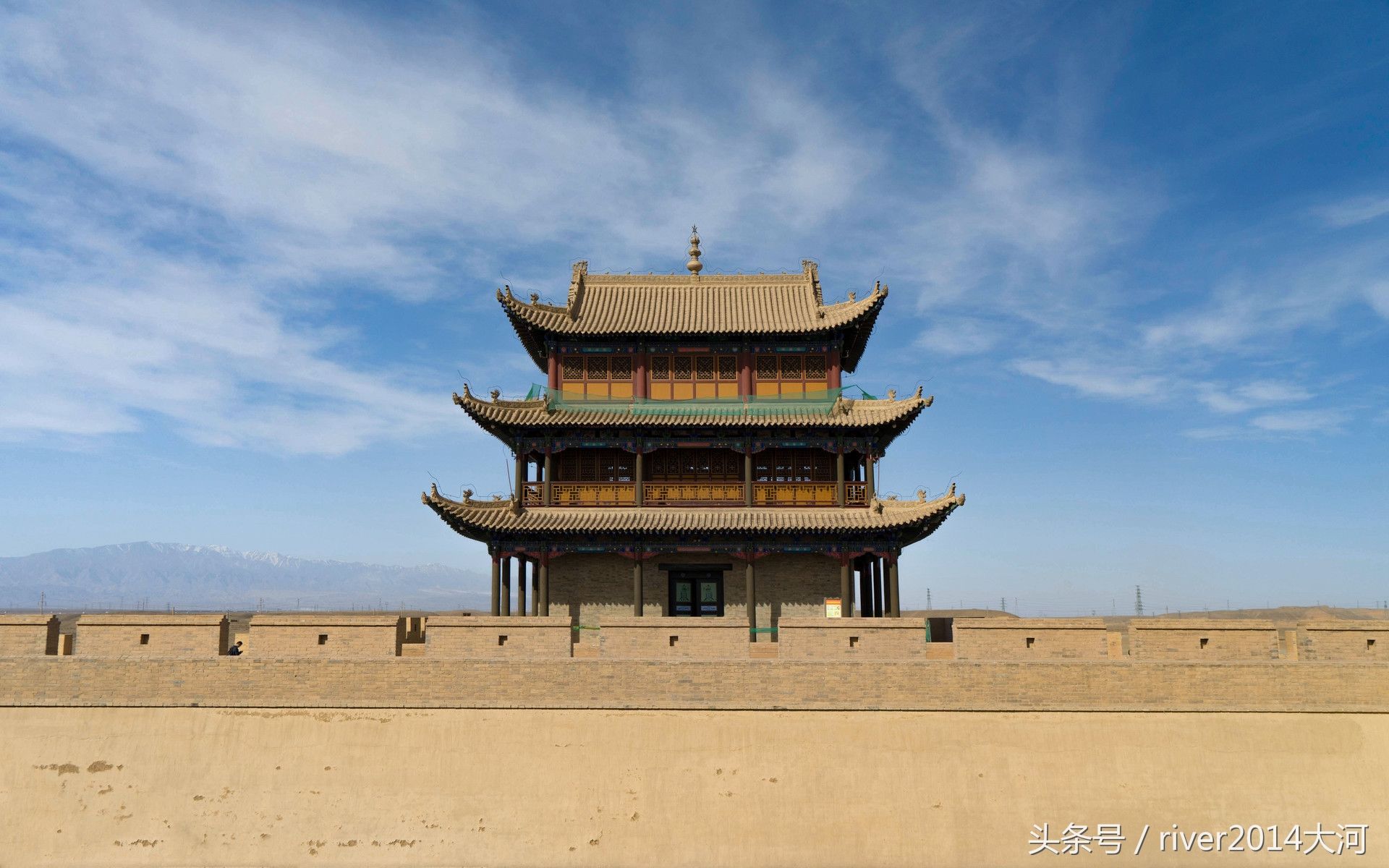 比山海关早9年，长城上这座关隘被誉为“天下第一雄关”