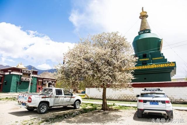 来到桑耶寺，读完《苦修者的圣地》，我才知道六年入藏只是开始